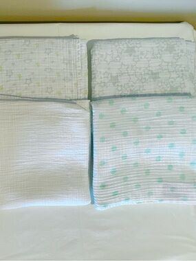 FOUR Cotton Muslin Baby Swaddles White with Mint Dot and Star Accents